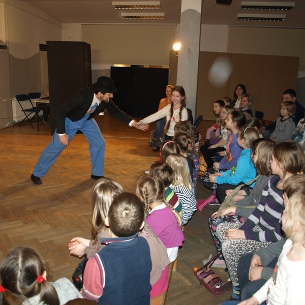 OLYMPUS DIGITAL CAMERA