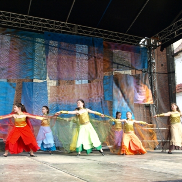 OLYMPUS DIGITAL CAMERA