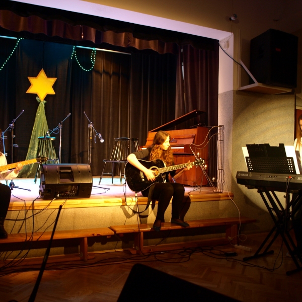 OLYMPUS DIGITAL CAMERA