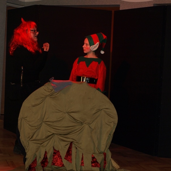 OLYMPUS DIGITAL CAMERA