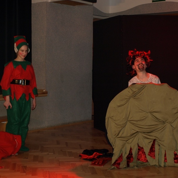 OLYMPUS DIGITAL CAMERA