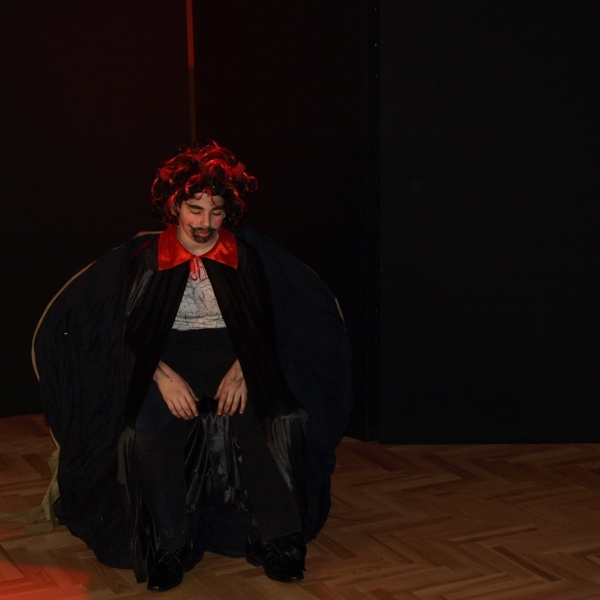 OLYMPUS DIGITAL CAMERA