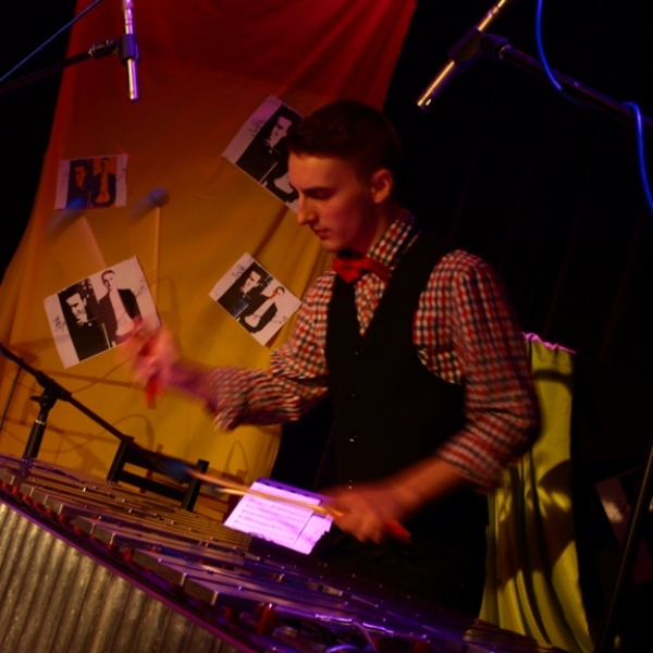 OLYMPUS DIGITAL CAMERA