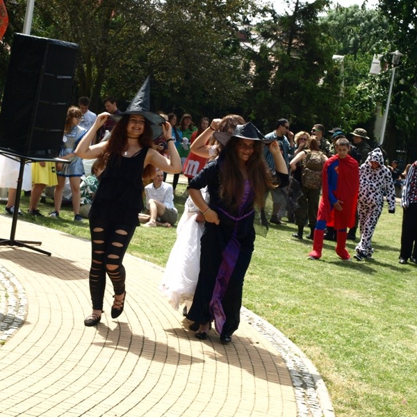 OLYMPUS DIGITAL CAMERA